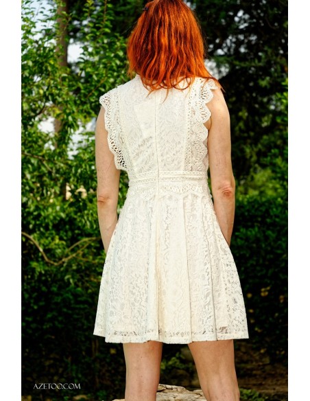 Robe courte dentelle beige femme | AZETOO